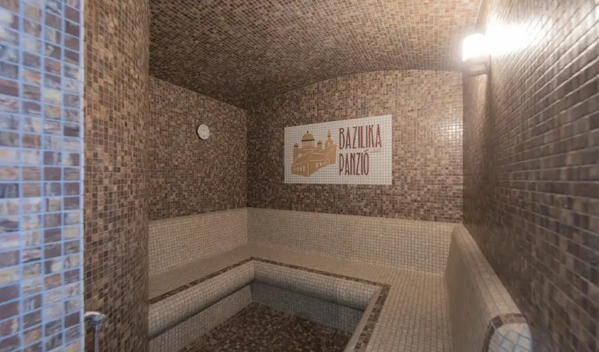 Bazilika alatti Panzi Esztergom