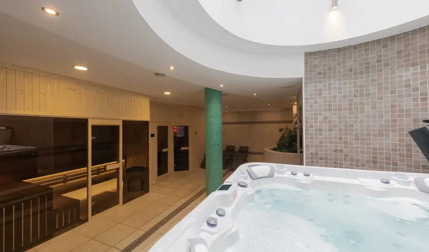 Bazilika alatti Panzi Esztergom