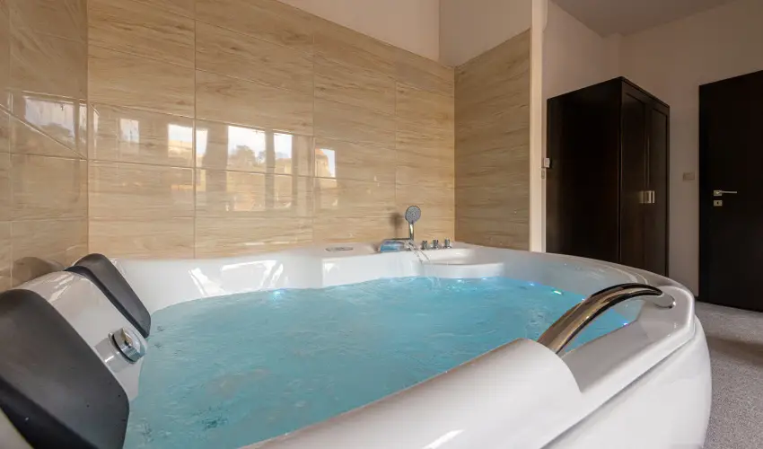 Bazilika alatti Panzi Esztergom