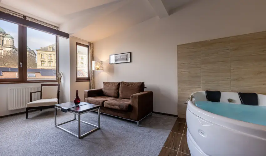 Bazilika alatti Panzi Esztergom