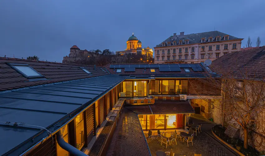 Bazilika alatti Panzi Esztergom