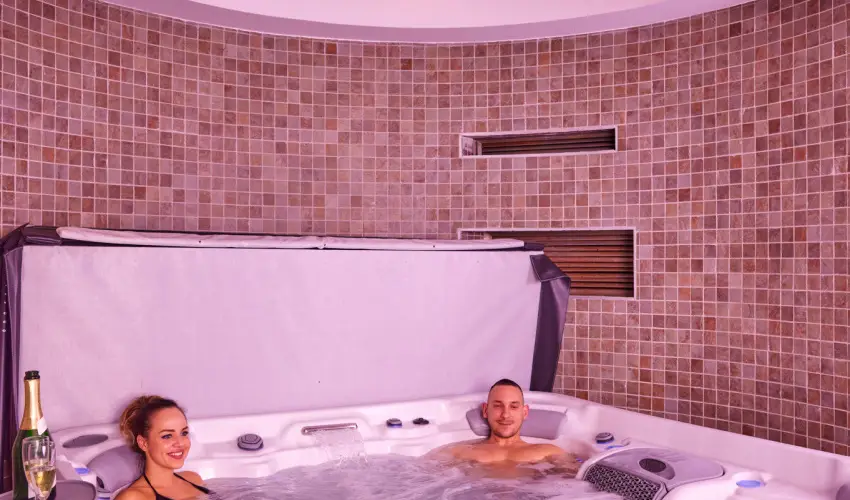 Bazilika alatti Panzi Esztergom