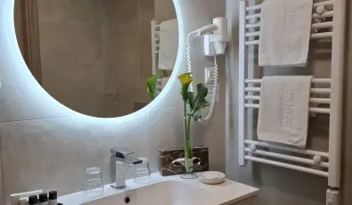 Sz�pia Bio & Art Hotel Zs�mb�k