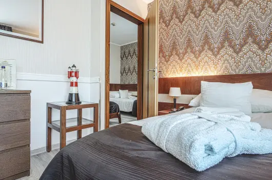 Holiday Beach Budapest Wellness Hotel with Sauna Park, Budapest, Esztergom - 33 km