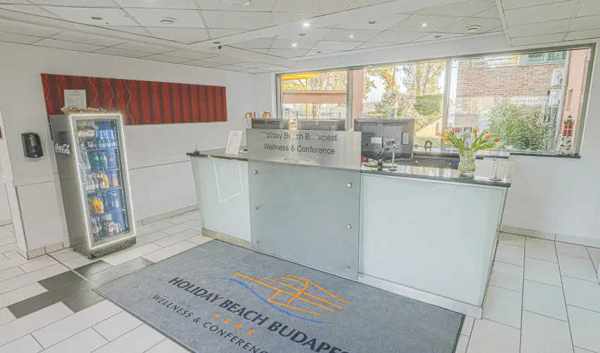 Holiday Beach Budapest Wellness Hotel with Sauna Park Budapest