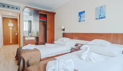 Holiday Beach Budapest Wellness Hotel with Sauna Park Budapest