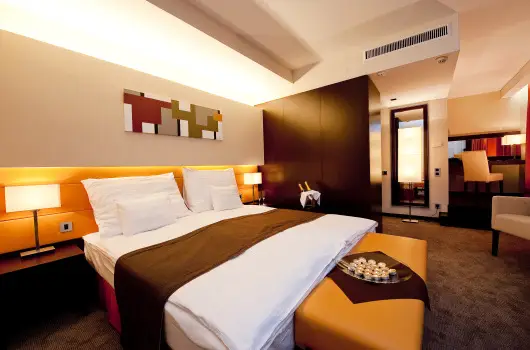 Abacus Business & Wellness Hotel, Herceghalom, Esztergom - 26 km