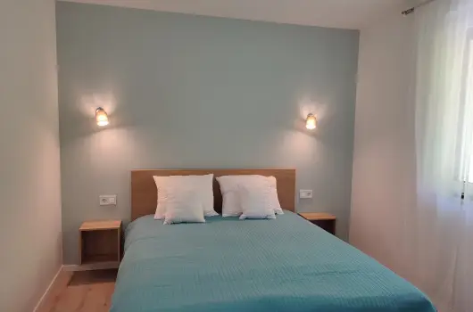 Kat�ng Vend�gh�z, Tardos, Esztergom - 28 km