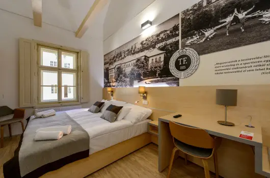 Klebelsberg Kastly, Budapest, Esztergom - 27 km