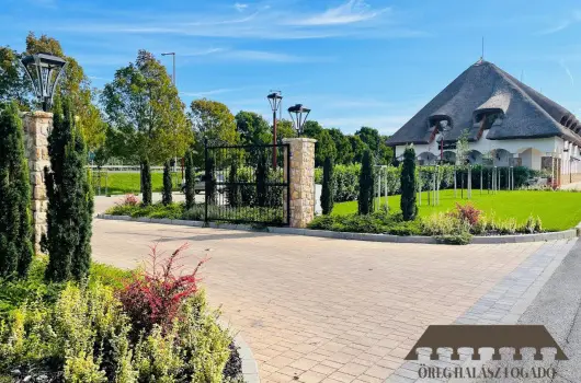 �reg Hal�sz �tterem �s Fogad�, T�t, Esztergom - 10 km