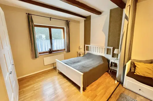 Pilis Lelke Vendghz, Pilisszentllek, Esztergom - 11 km