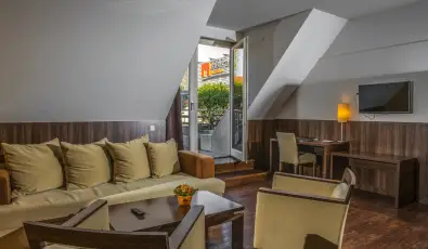 Royal Club Hotel Visegrd