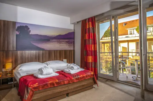 Royal Club Hotel, Visegr�d, Esztergom - 20 km